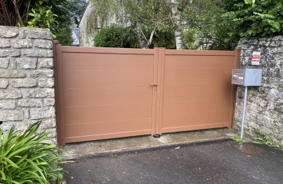 Portail deux vantaux aluminium
